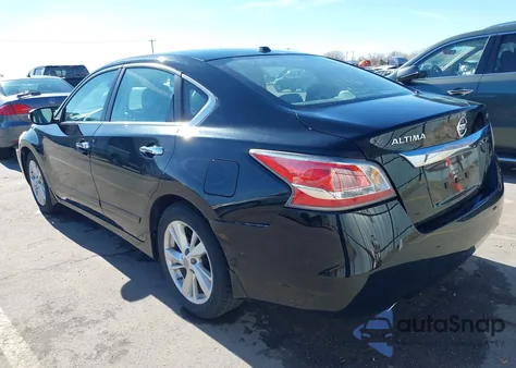 2015 Nissan Altima 2.5 Sv z USA, uszkodzony, nr VIN 1N4AL3AP3FC579376